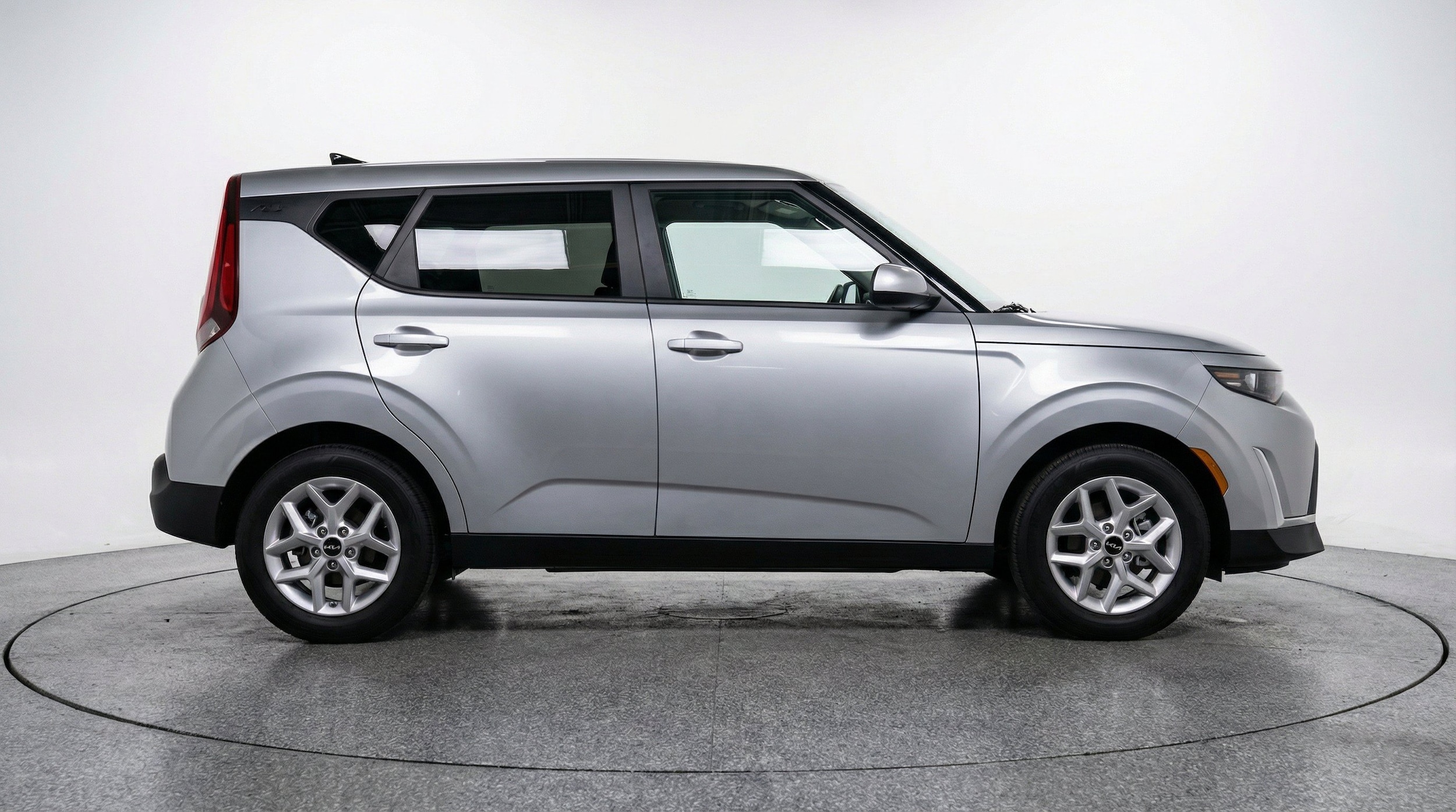 Thumbnail: 2025 Kia Soul - 10