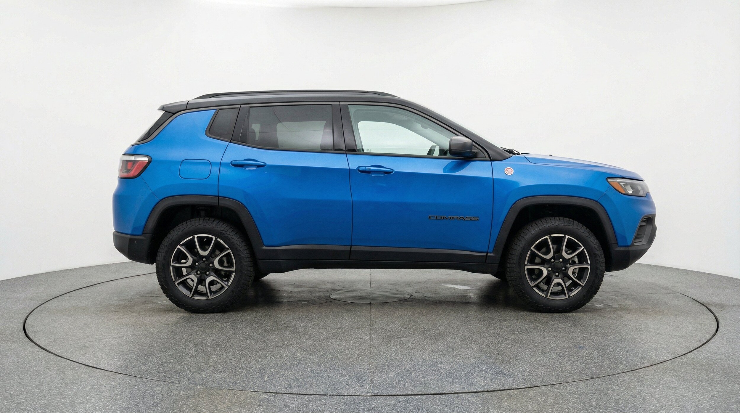 Thumbnail: 2025 Jeep Compass - 10
