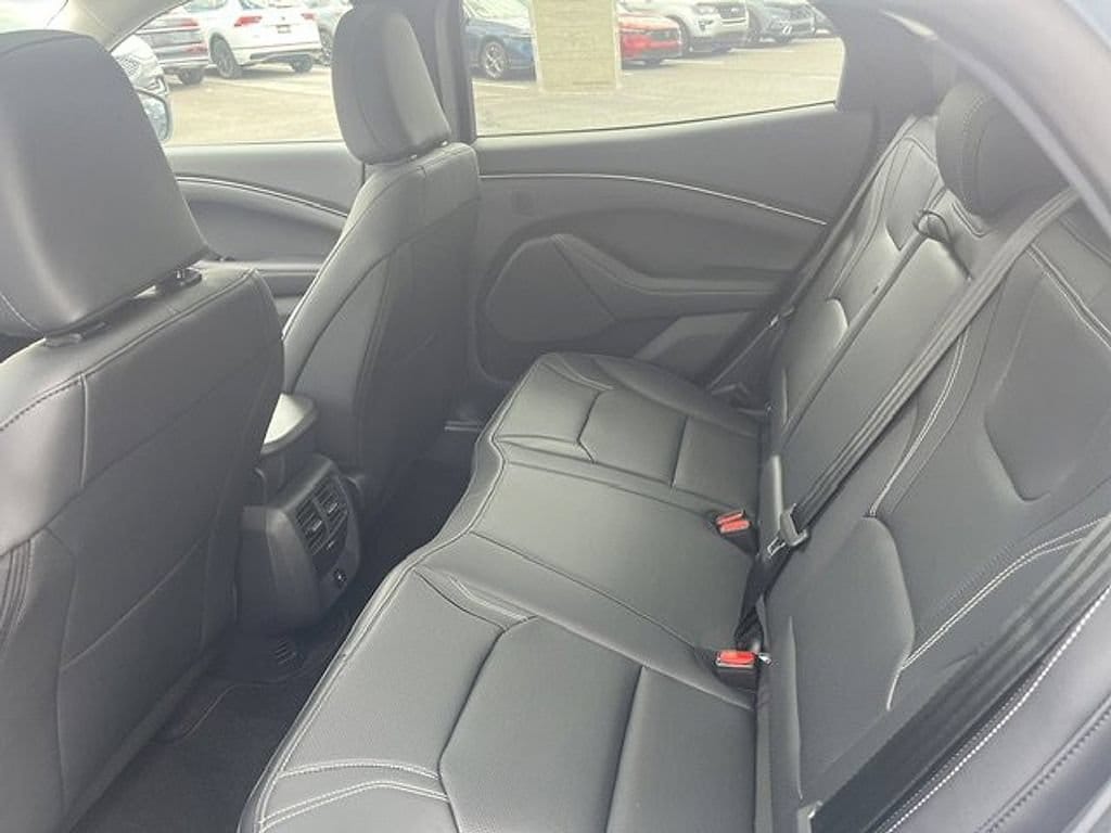 2026 Ford Mustang Mach-E Premium - Photo 26
