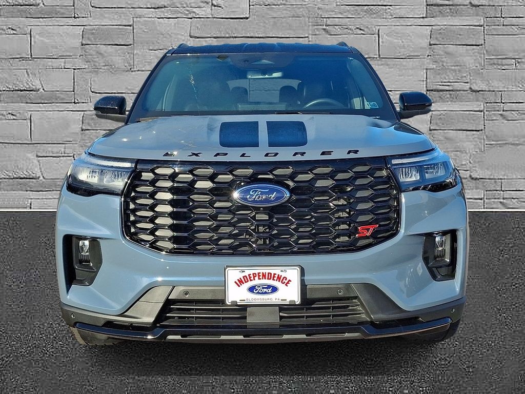 Used 2025 Ford Explorer ST SUV
