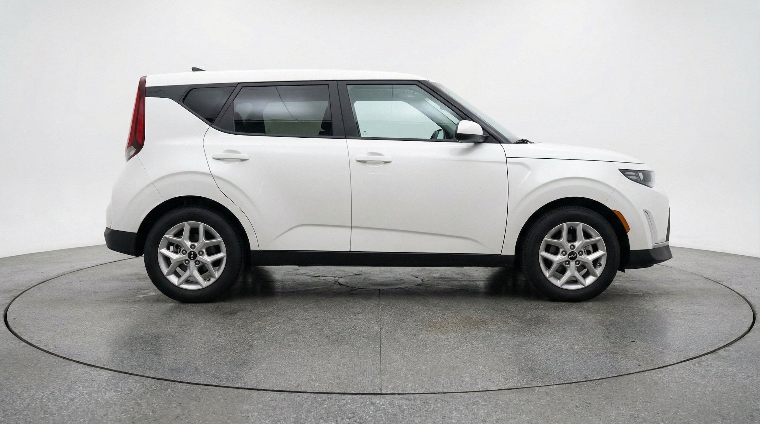 Thumbnail: 2025 Kia Soul - 10