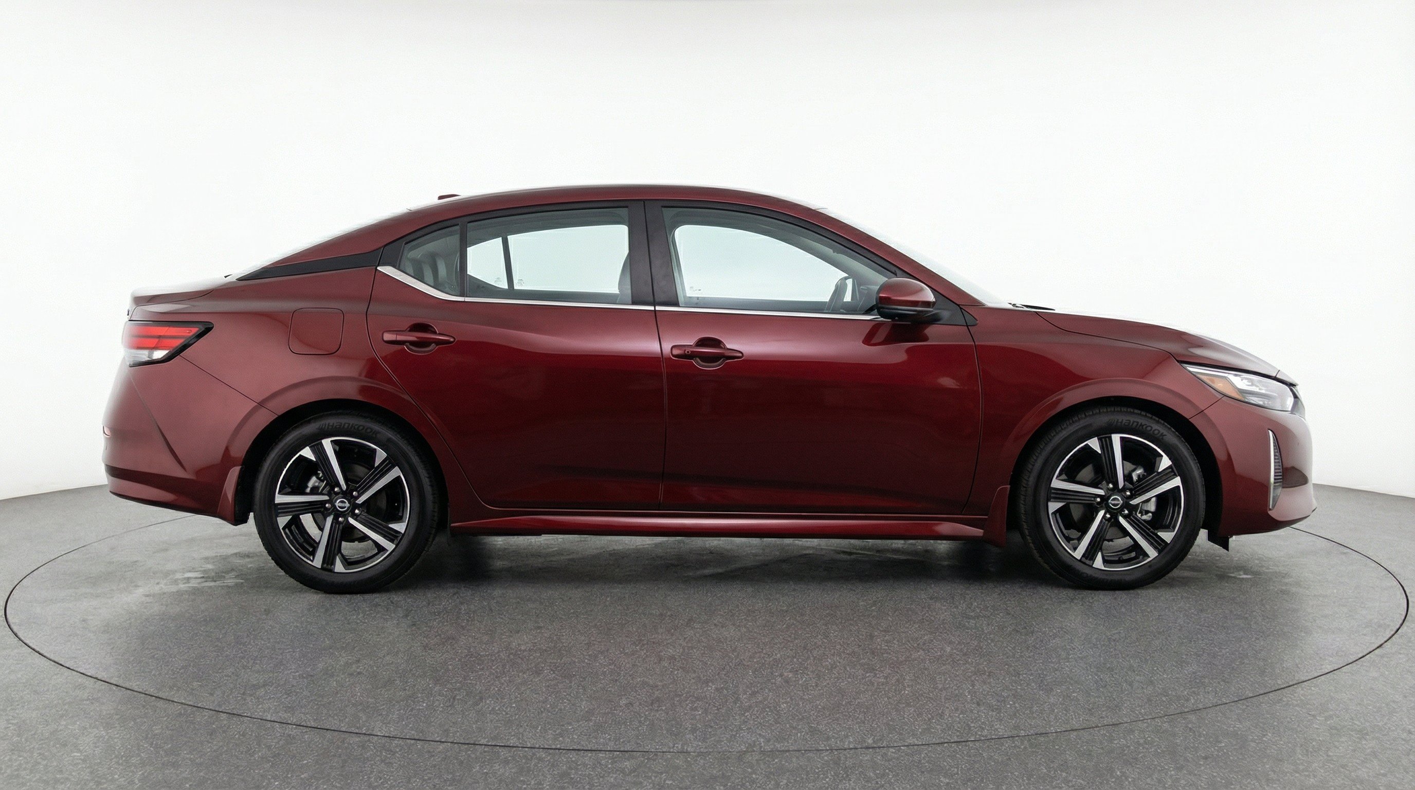 Thumbnail: 2025 Nissan Sentra - 11