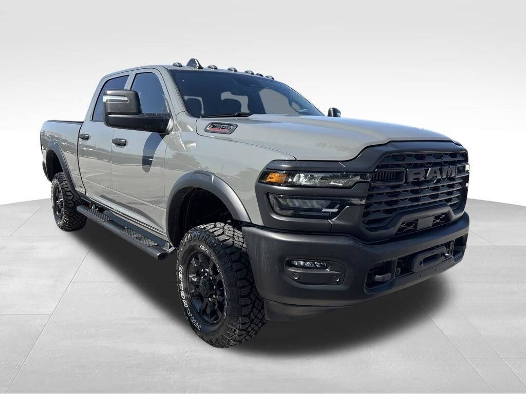New 2026 Ram 2500 TRADESMAN CREW CAB 4X4 6'4 BOX Pickup