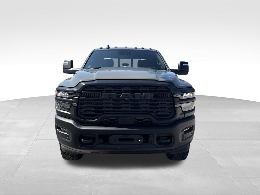New 2026 Ram 2500 TRADESMAN CREW CAB 4X4 6'4 BOX Pickup