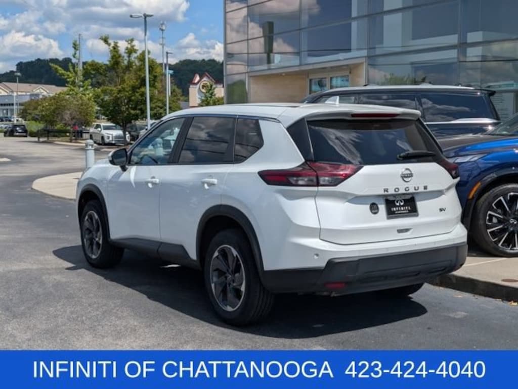 Used 2024 Nissan Rogue SV SUV