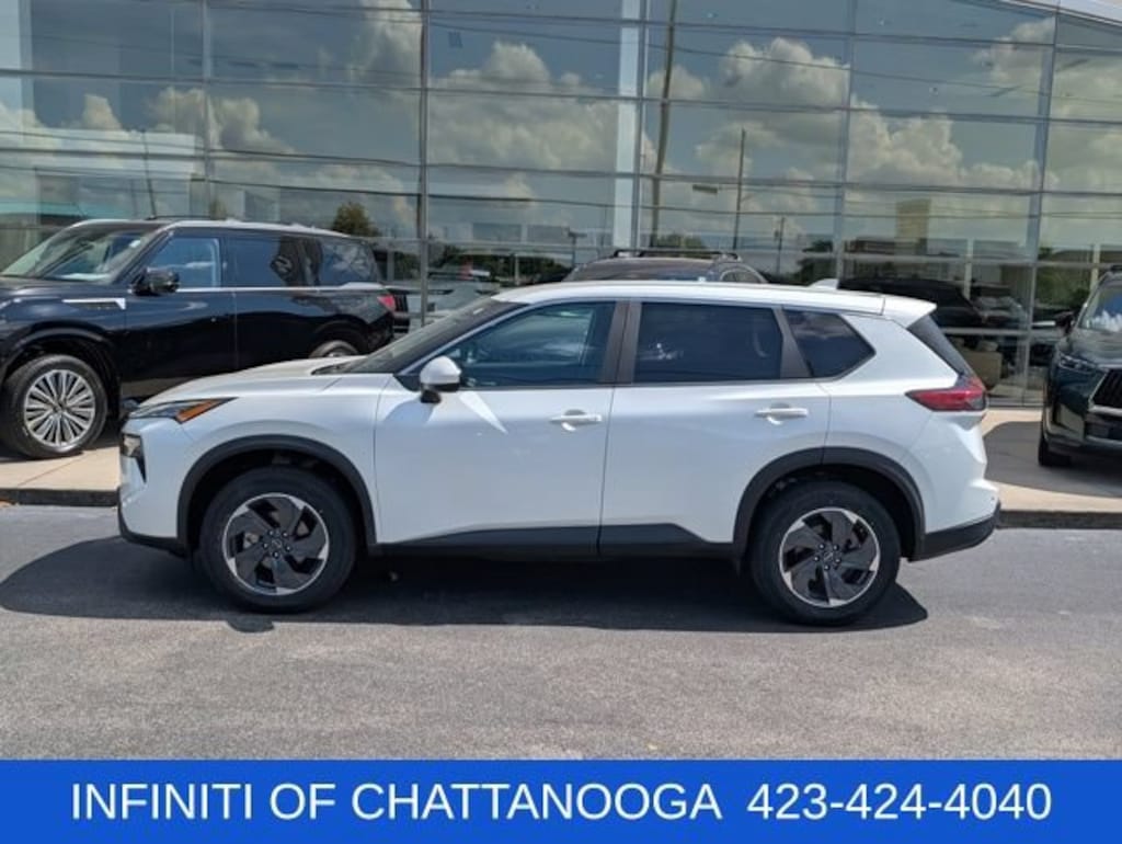 Used 2024 Nissan Rogue SV SUV