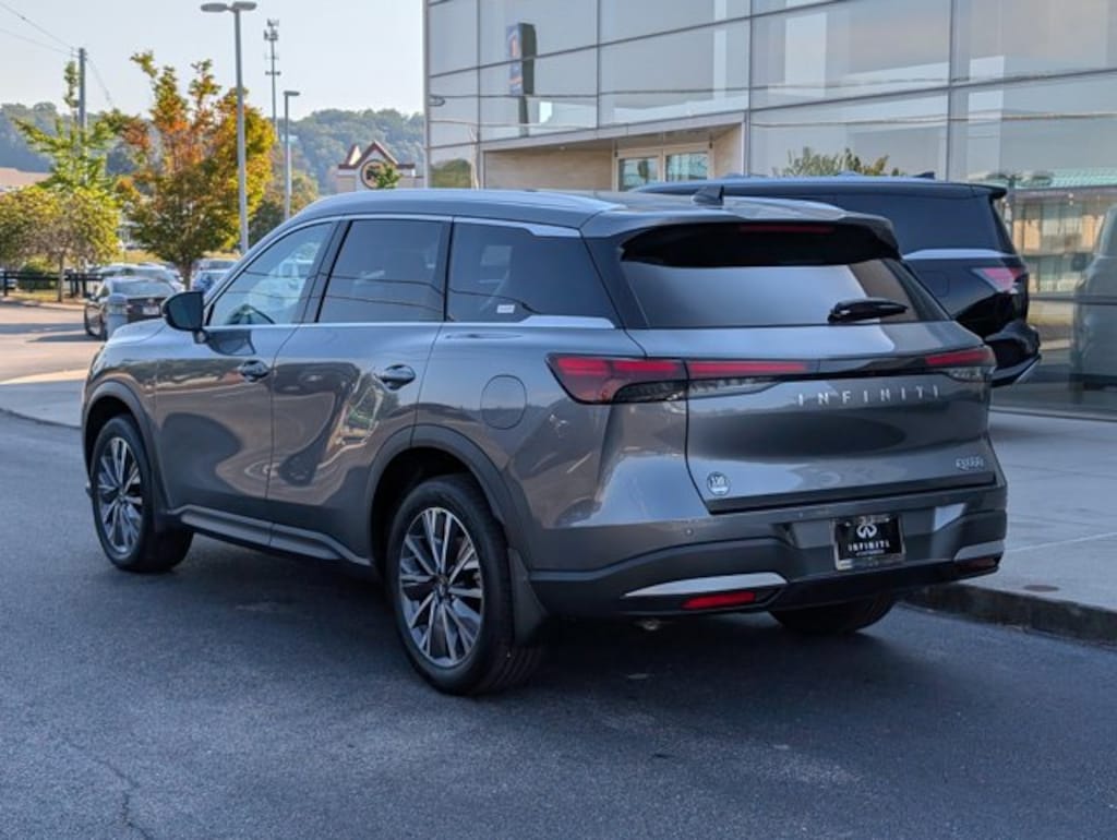 New 2027 INFINITI QX60 LUXE SUV