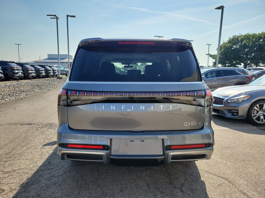 New 2027 INFINITI QX80 LUXE SUV