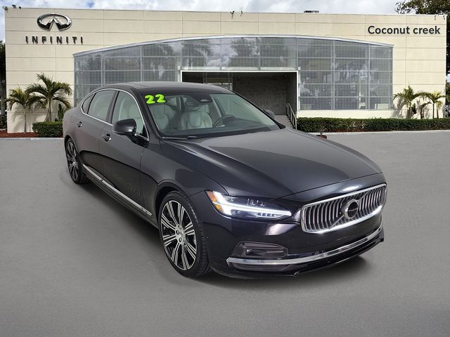 2022 Volvo S90