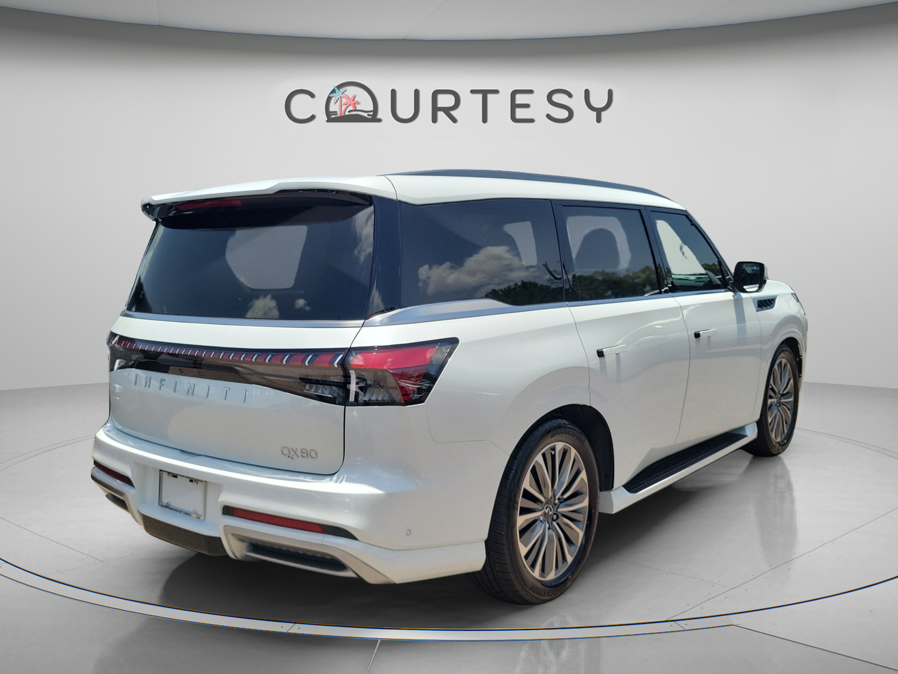 New 2027 INFINITI QX80 LUXE SUV