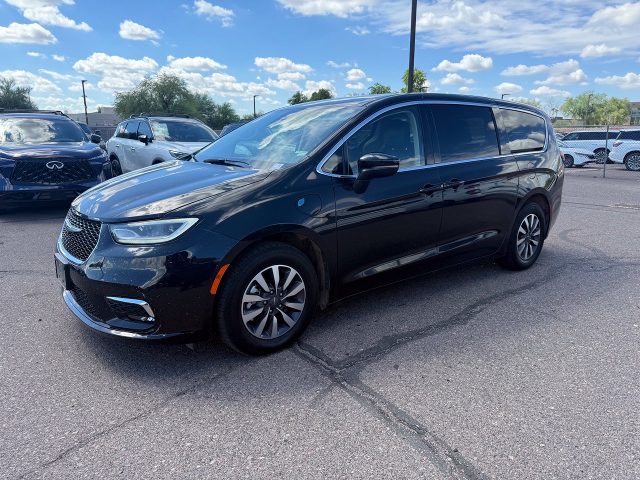  Chrysler Pacifica Plug-In Hybrid