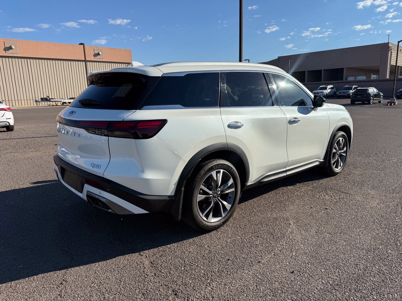 Used 2022 INFINITI QX60 Luxe SUV
