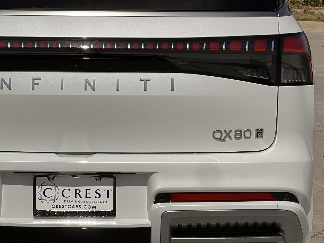 New 2027 INFINITI QX80 LUXE SUV
