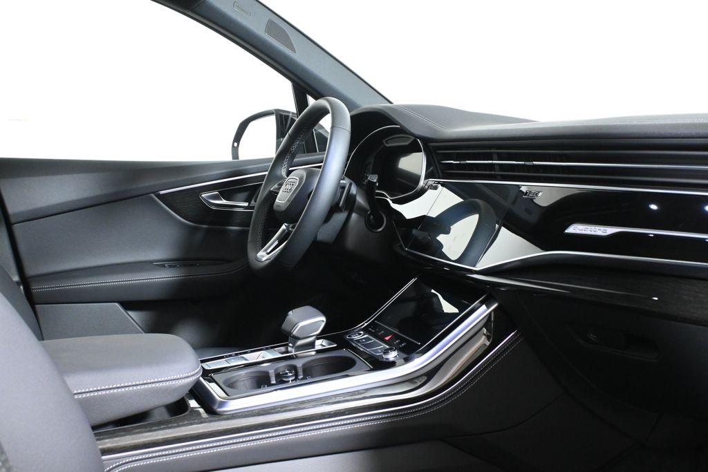 2026 Audi Q7 Premium Plus - Photo 35