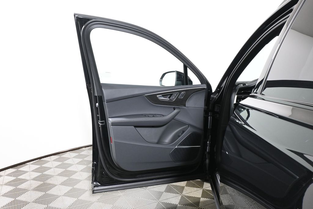 2026 Audi Q7 Premium Plus - Photo 31