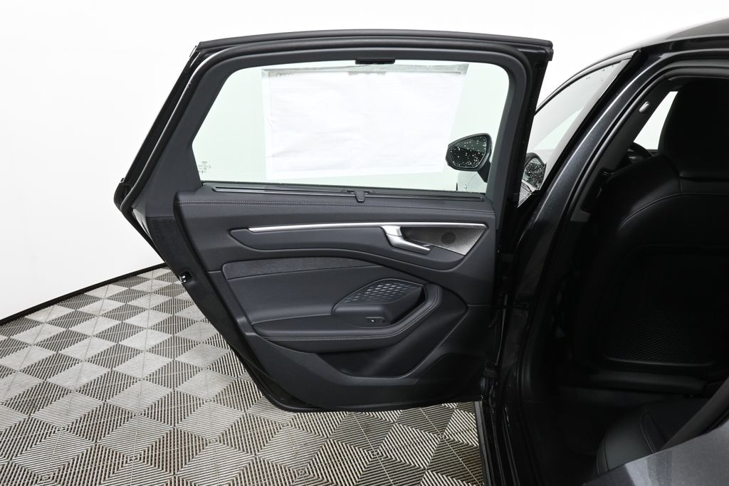 2026 Audi A6 Premium Plus - Photo 30