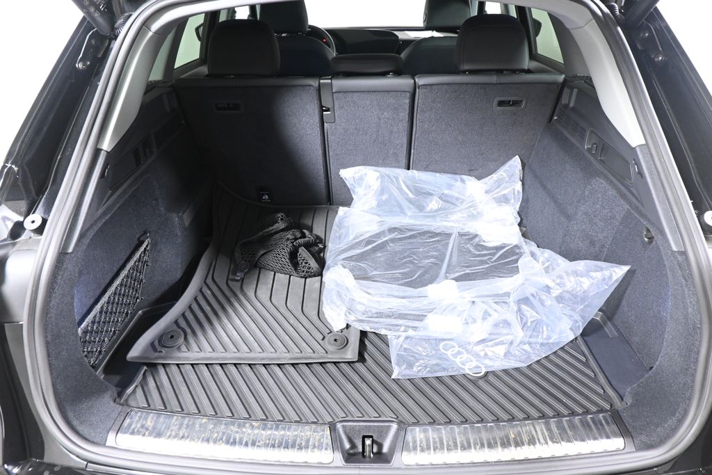 2025 Audi Q5 Premium - Photo 35