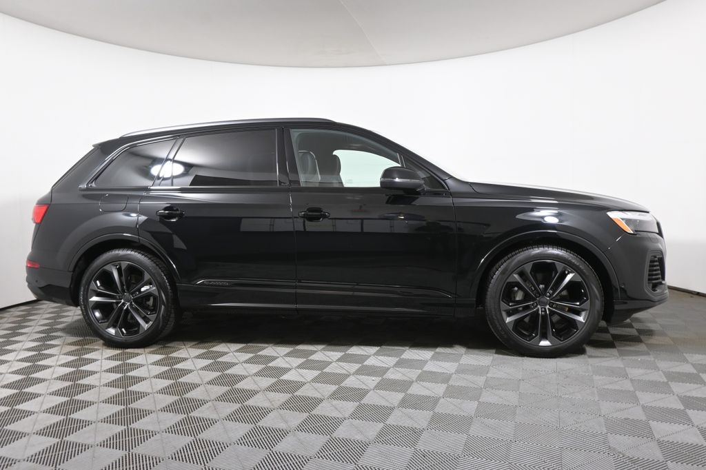 2026 Audi Q7 Premium Plus - Photo 8