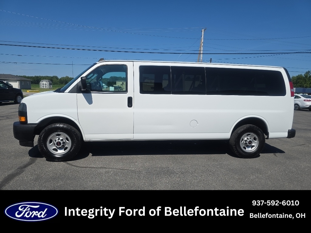 2023 GMC Savana Passenger