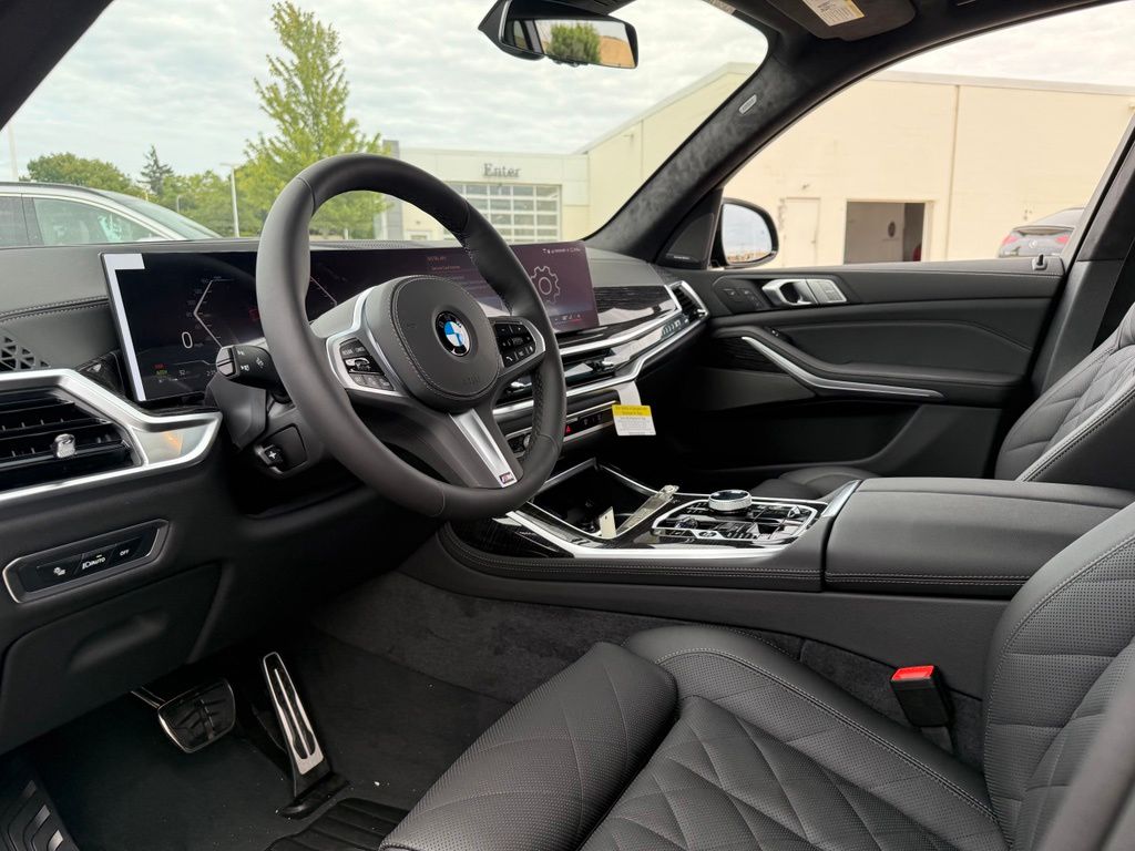 New 2027 BMW X7 xDrive40i SUV