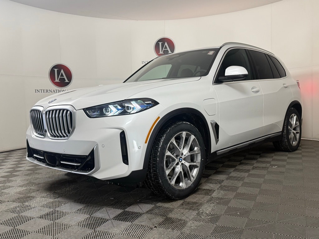 New 2026 BMW X5 PHEV xDrive50e SUV