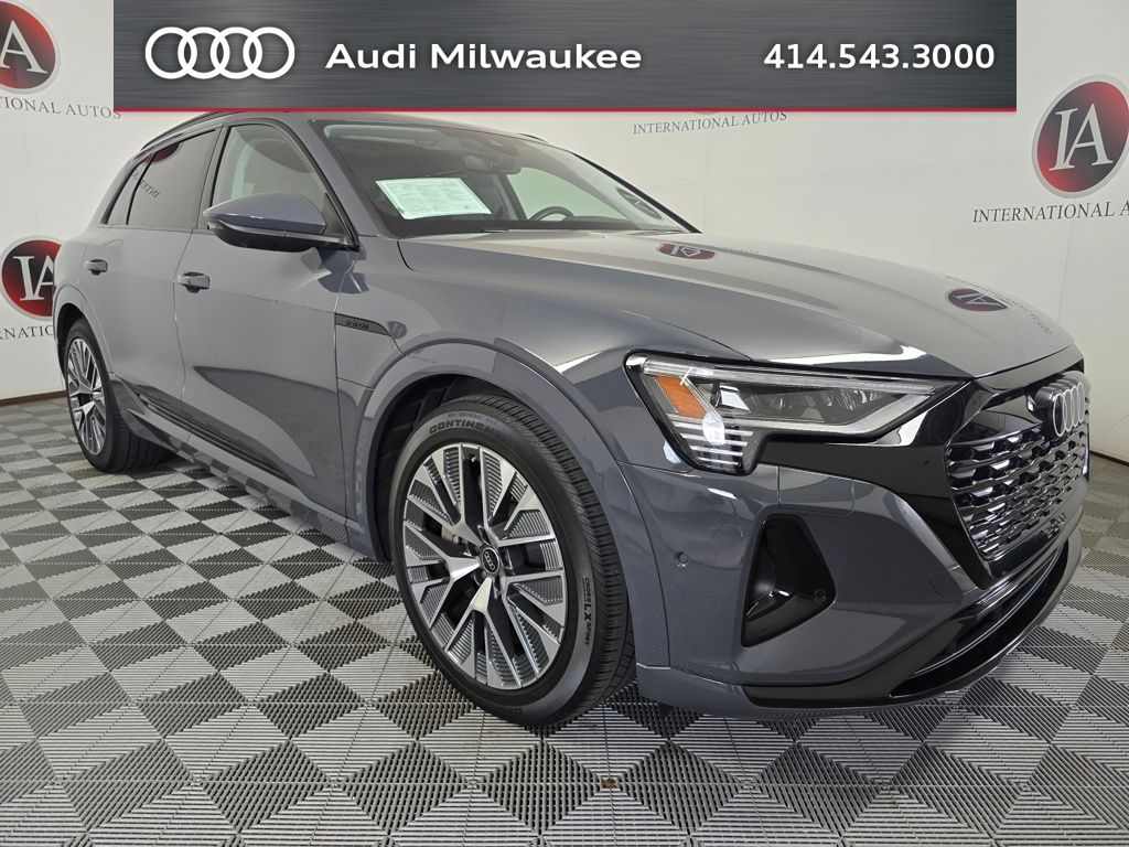 2024 Audi Q8 e-tron