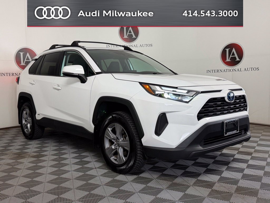 2022 Toyota RAV4 XLE