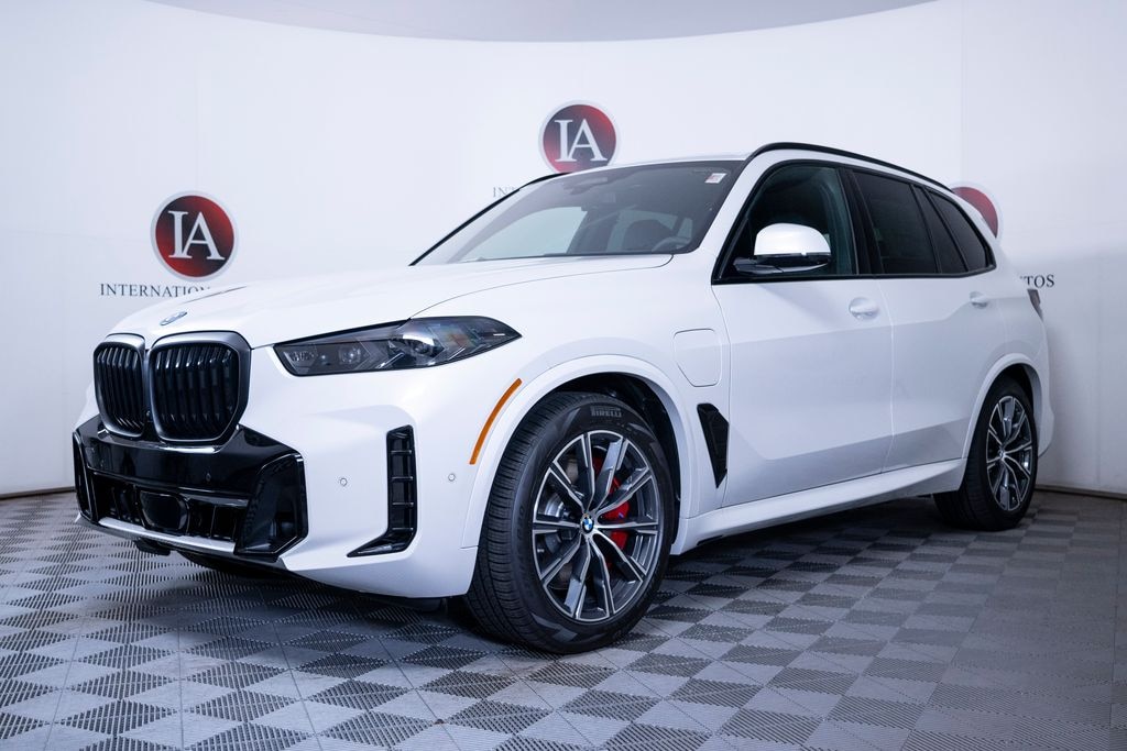 New 2026 BMW X5 PHEV xDrive50e SUV