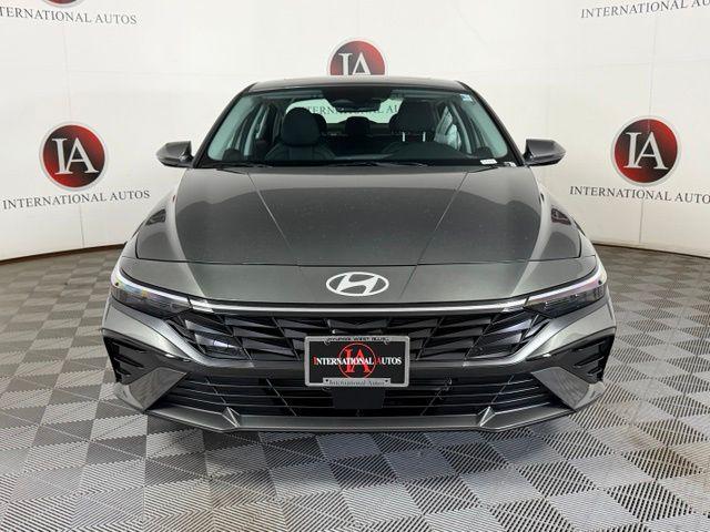 New 2026 Hyundai Elantra Limited Sedan