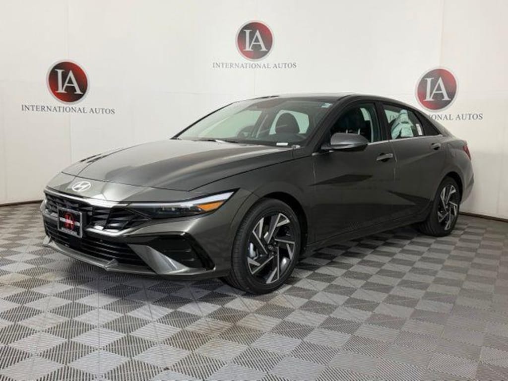 New 2026 Hyundai Elantra Limited Sedan