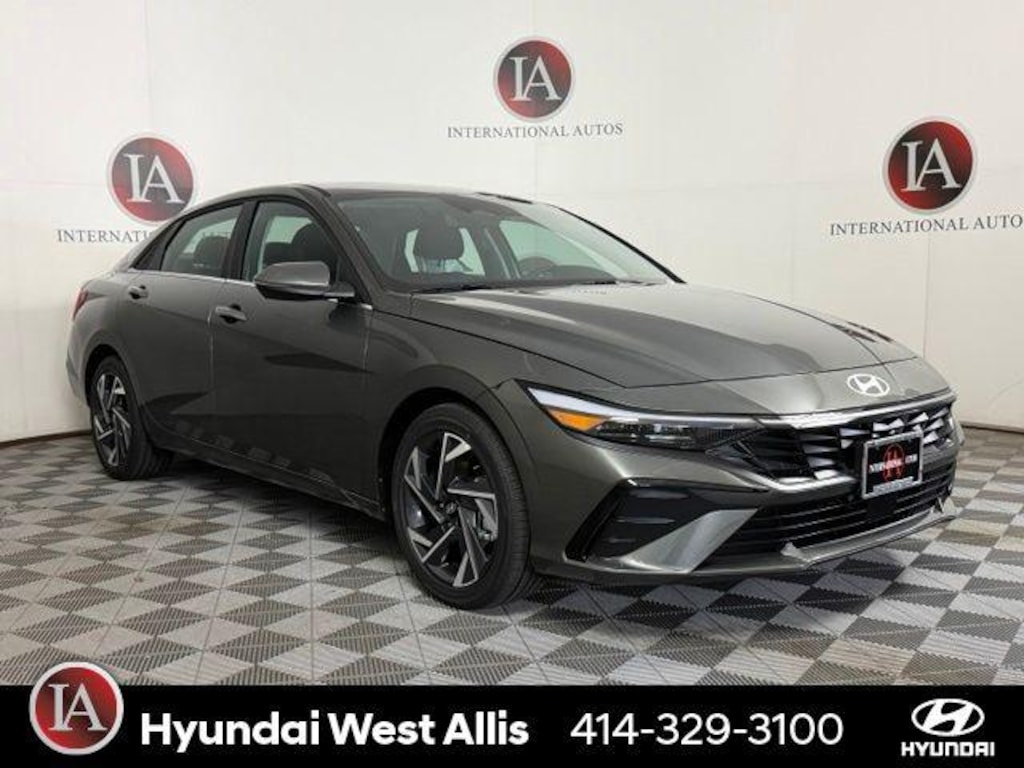 New 2026 Hyundai Elantra Limited Sedan