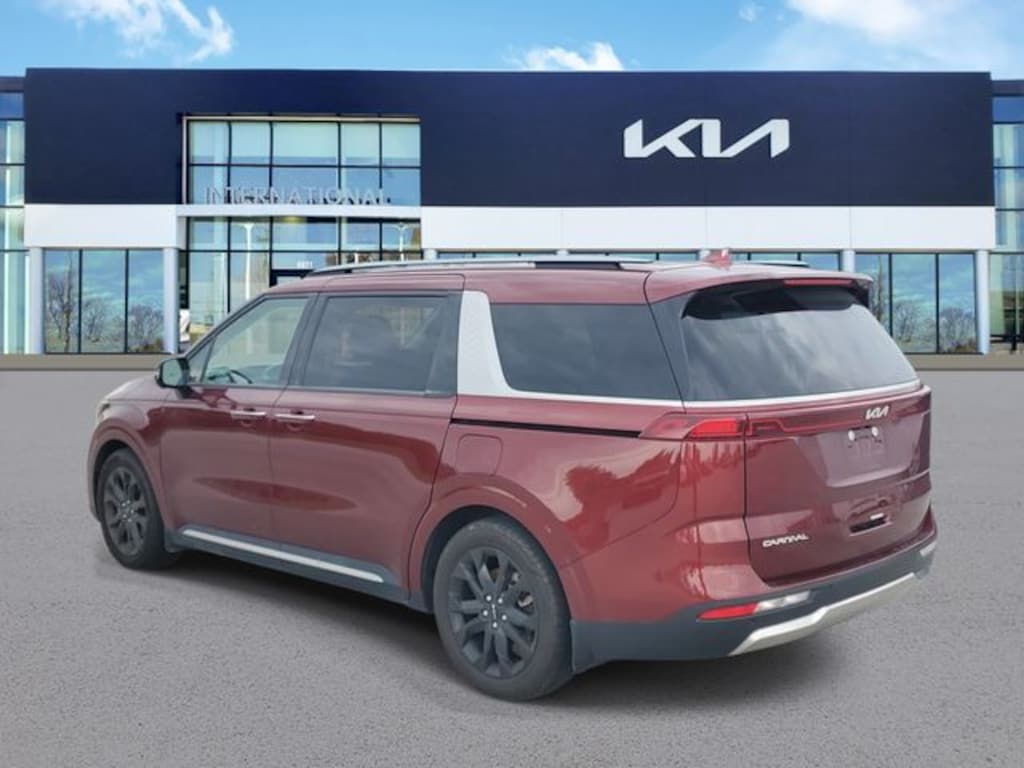Certified 2024 Kia Carnival SX Prestige Minivan/Van