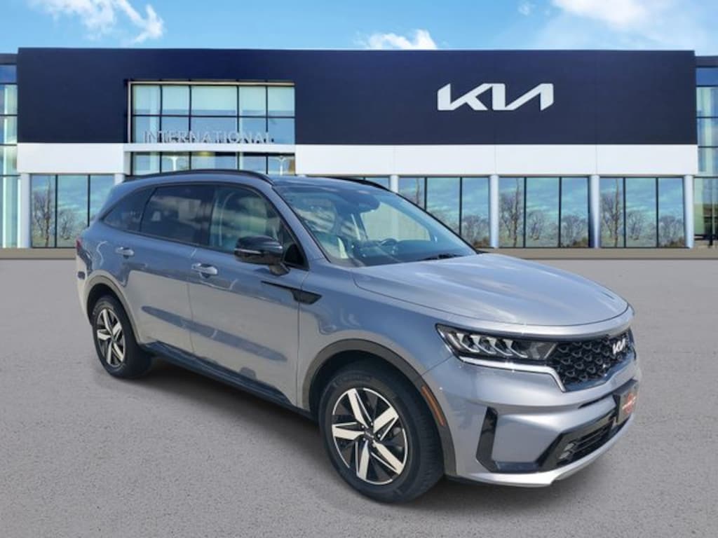 Certified 2022 Kia Sorento EX SUV
