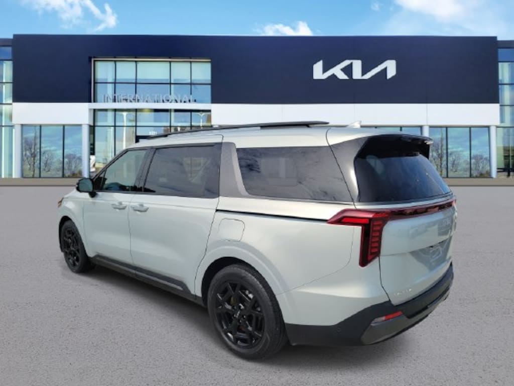 Certified 2025 Kia Carnival SX Prestige Minivan/Van