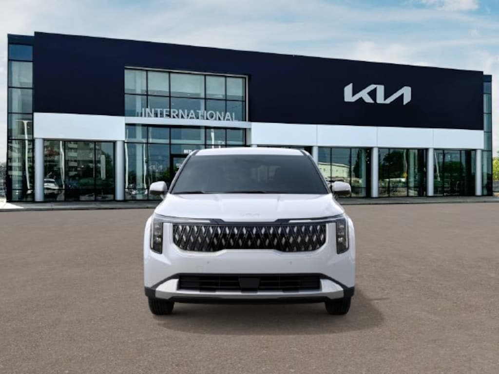 New 2027 Kia Carnival LX Minivan/Van