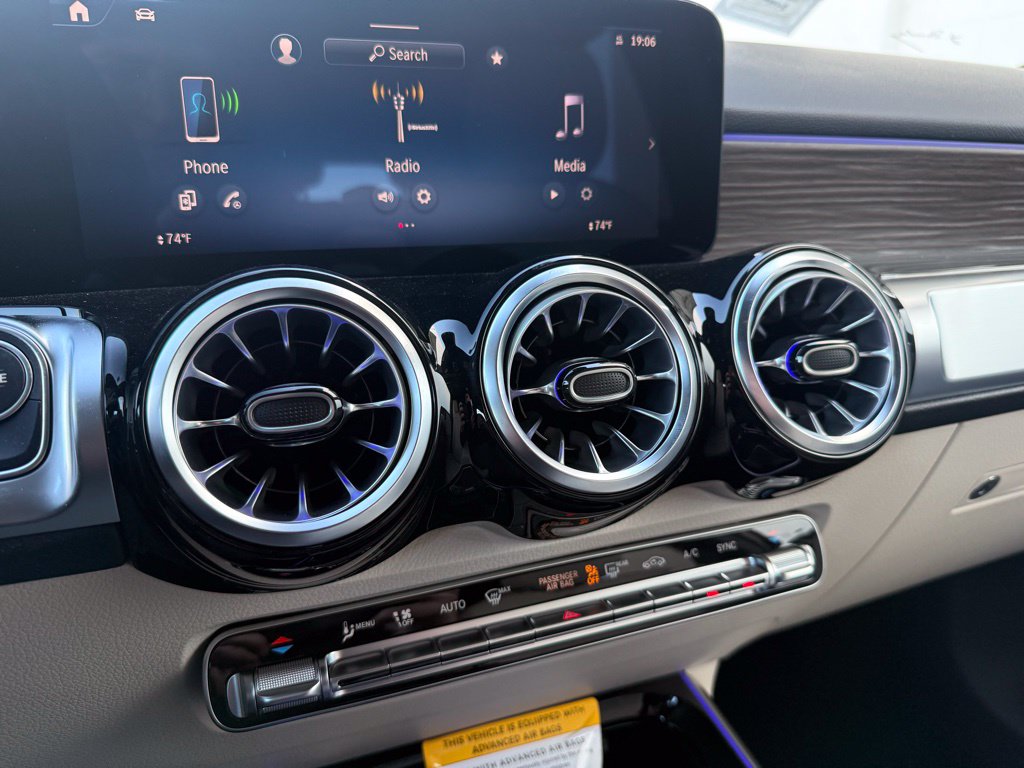 2026 Mercedes-Benz GLB GLB 250 - Photo 23