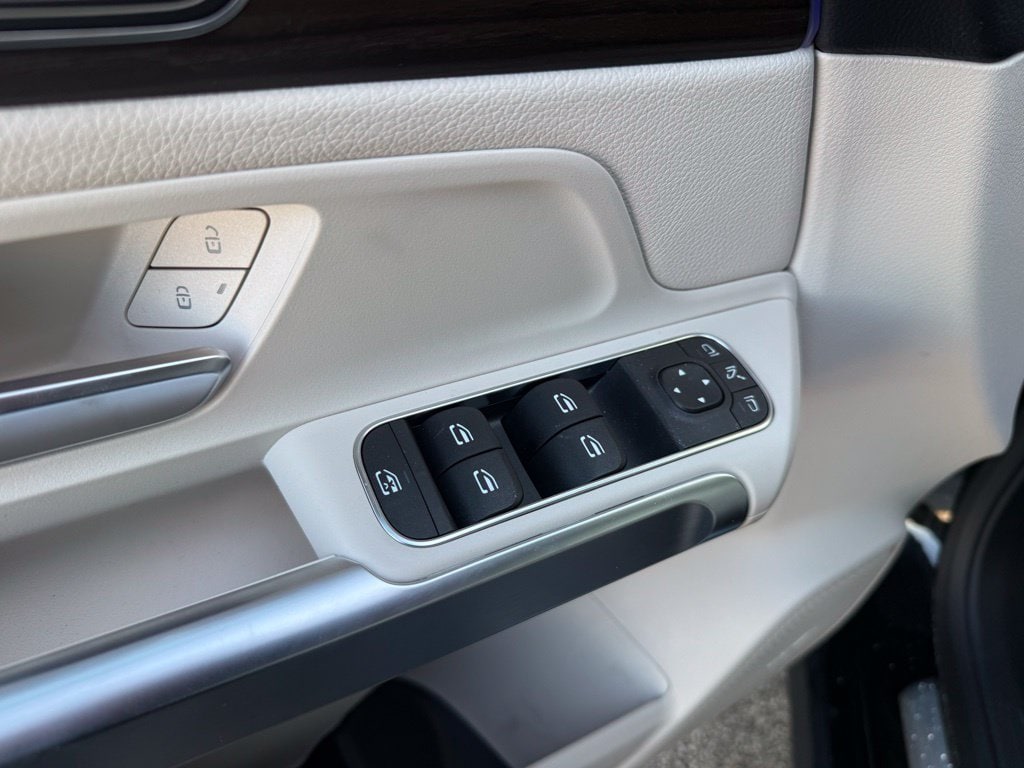 2026 Mercedes-Benz GLB GLB 250 - Photo 15