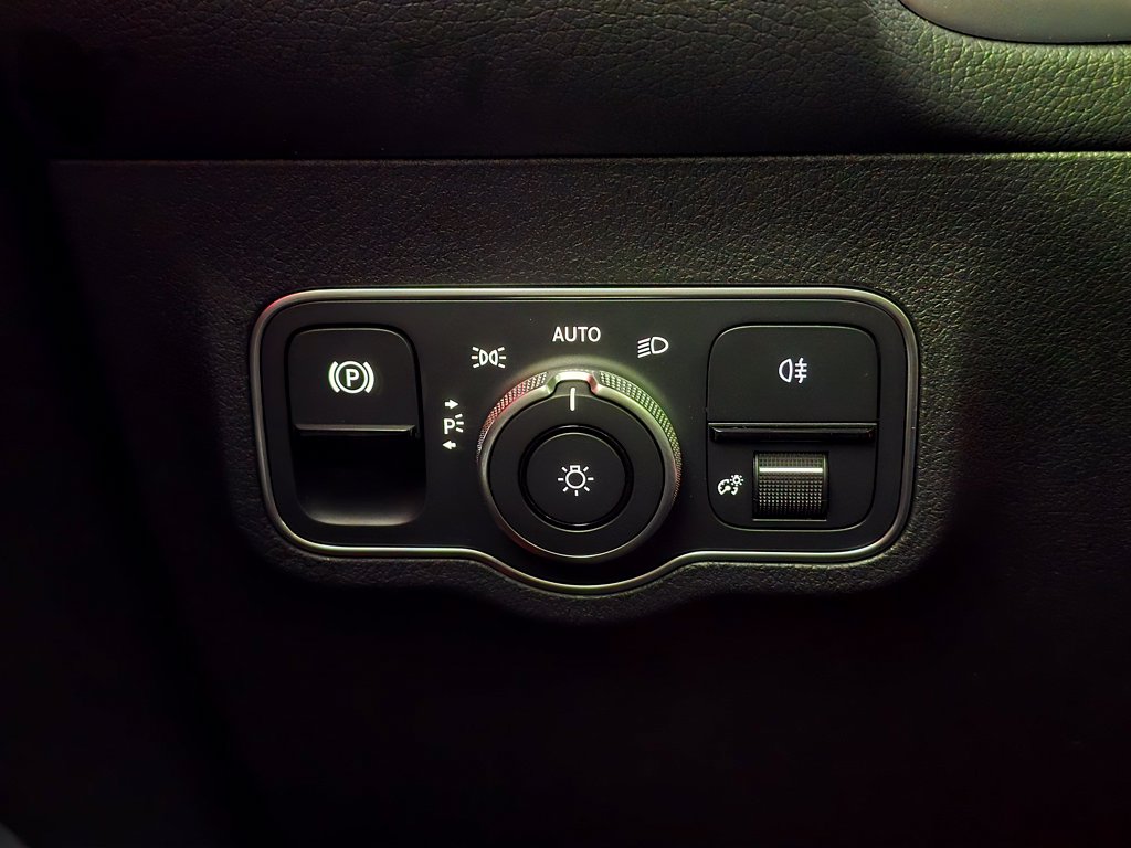 2026 Mercedes-Benz GLB GLB 250 - Photo 26