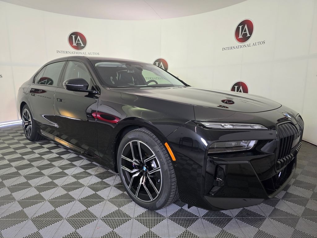 Used 2025 BMW 760i xDrive Sedan