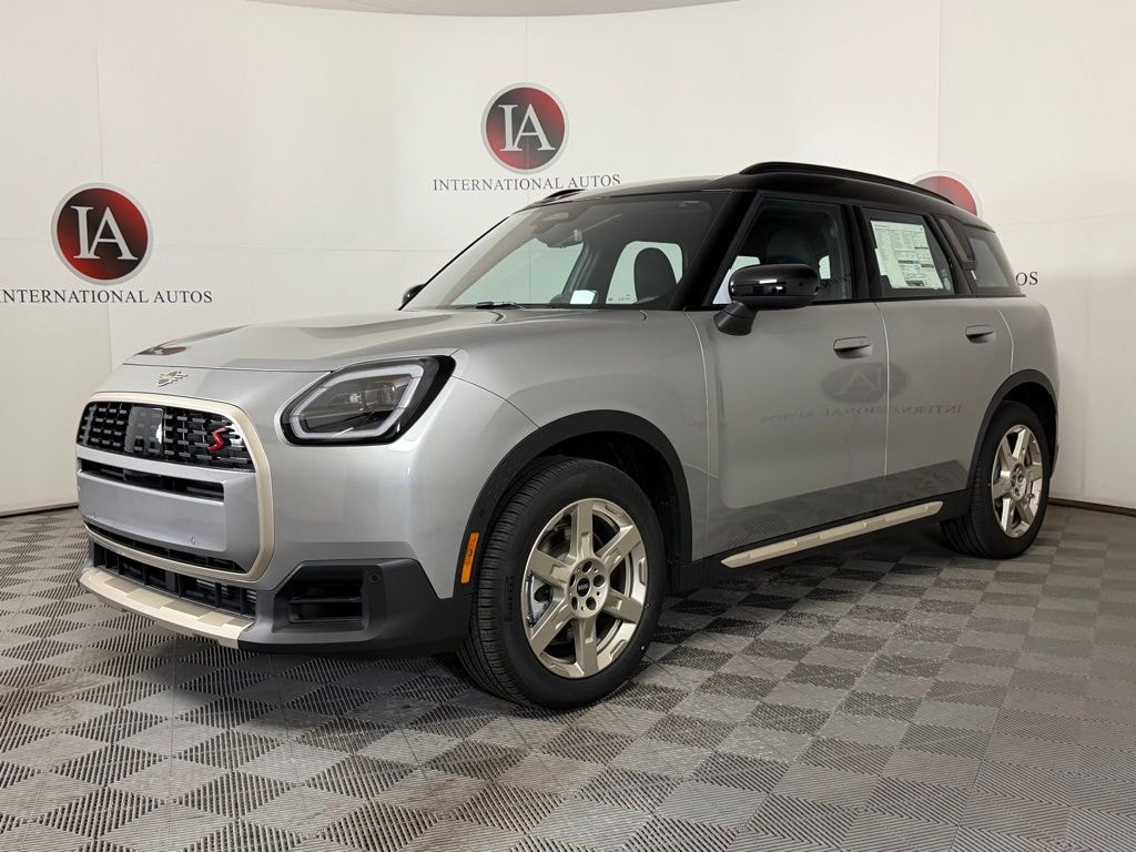 New 2026 MINI Countryman Signature Plus SUV