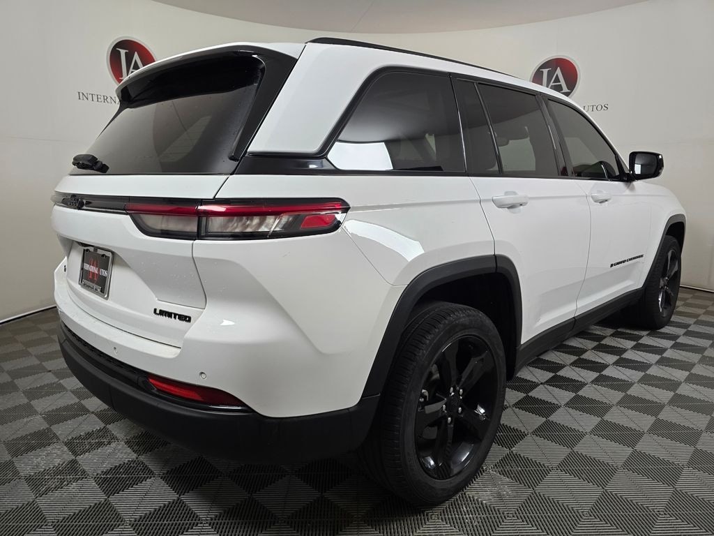 Used 2023 Jeep Grand Cherokee Limited SUV