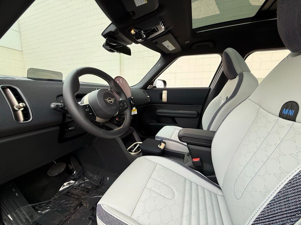 New 2026 MINI Countryman Iconic SUV