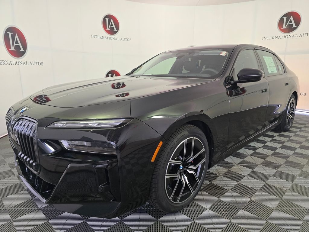 Used 2025 BMW 760i xDrive Sedan