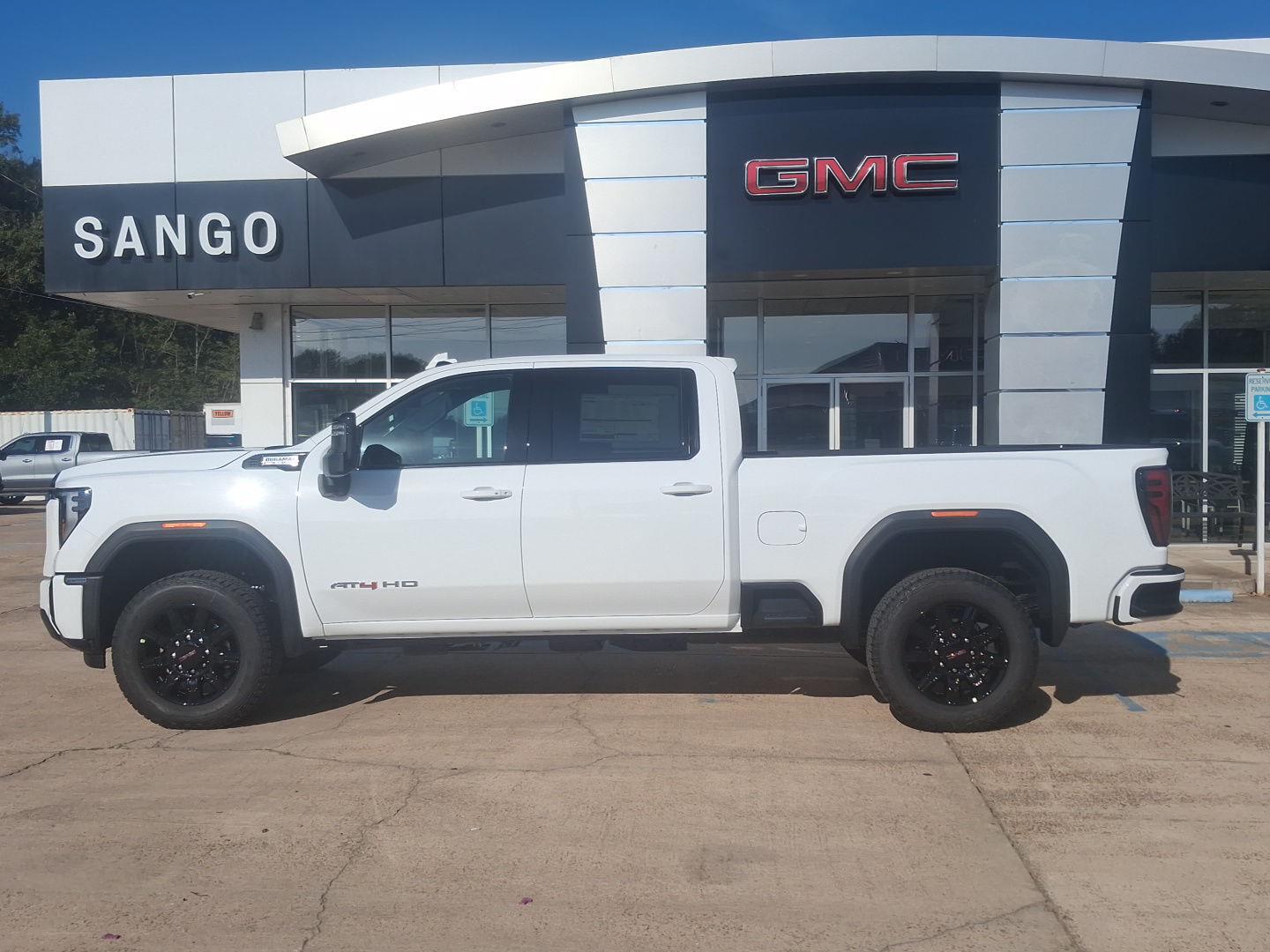 2026 GMC Sierra 2500HD AT4