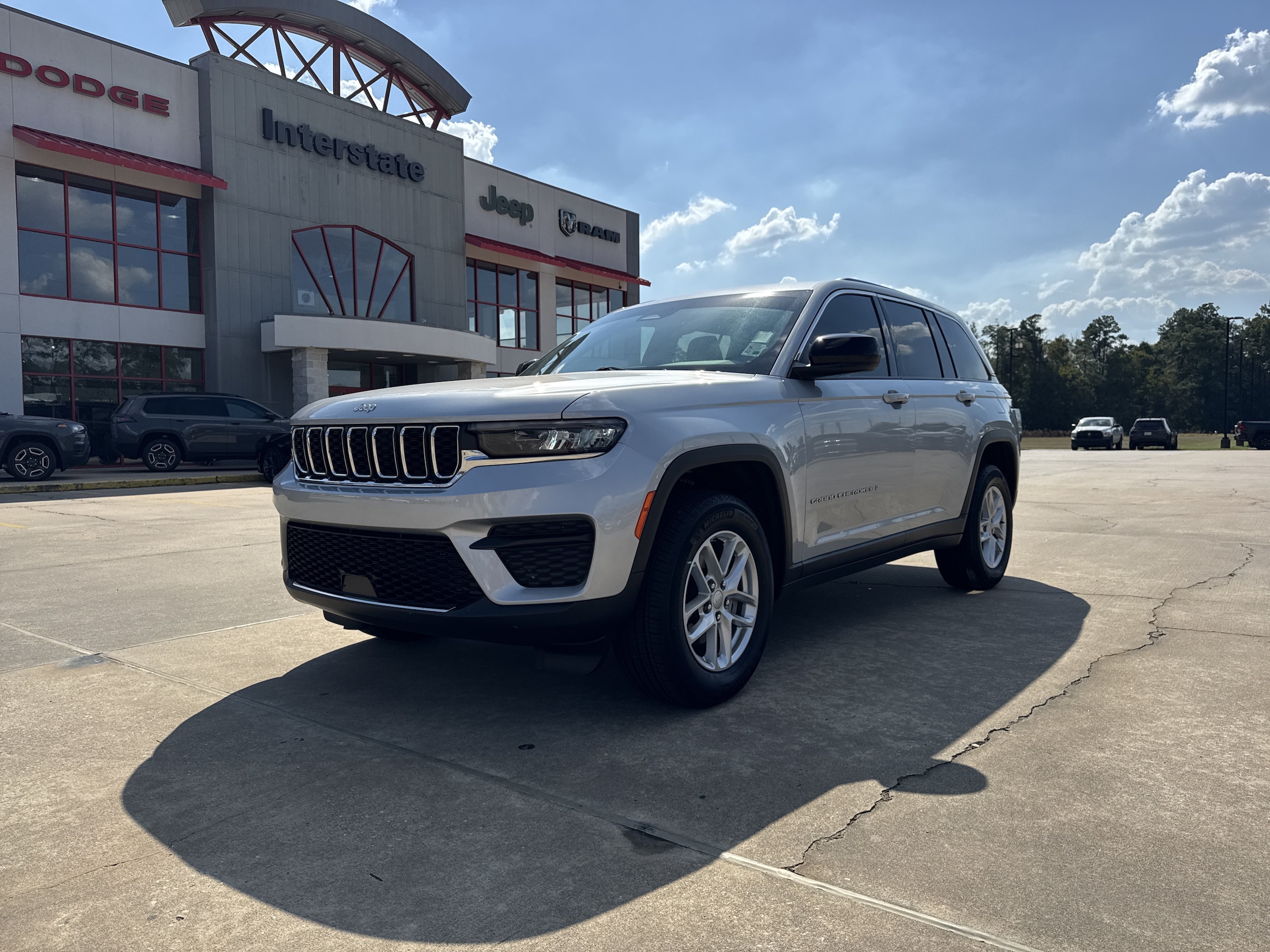 2025 Jeep Grand Cherokee Laredo