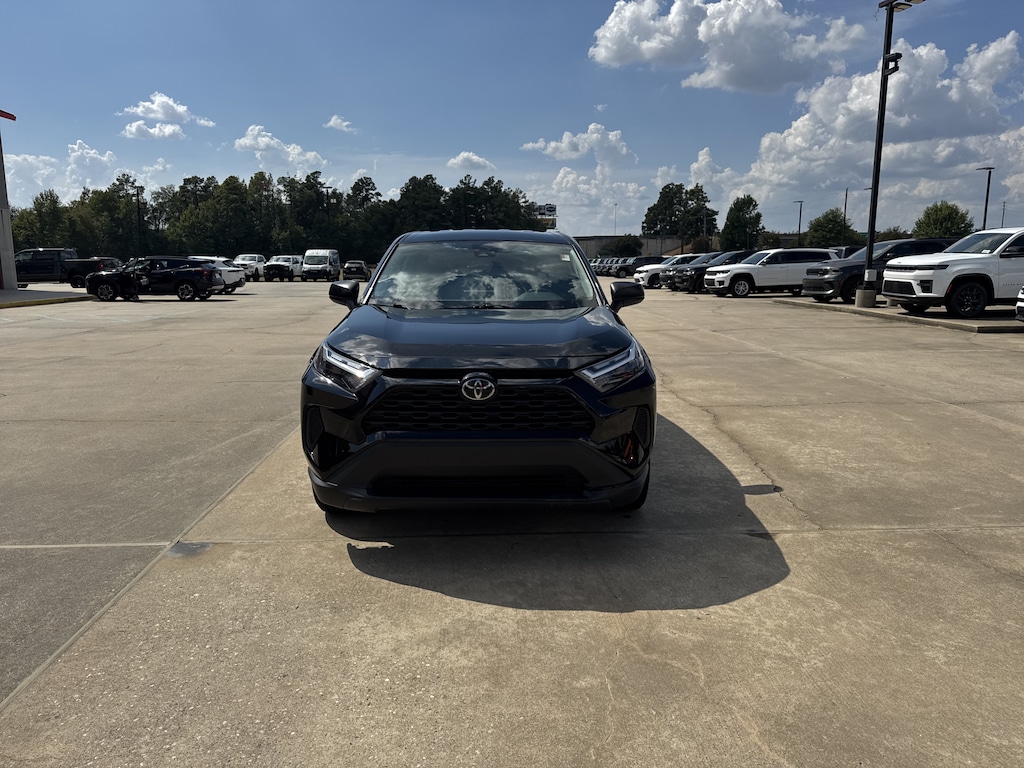 Used 2025 Toyota RAV4 LE LE FWD