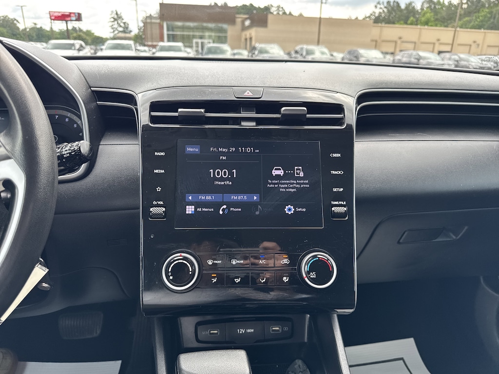 Used 2024 Hyundai Tucson SE SUV