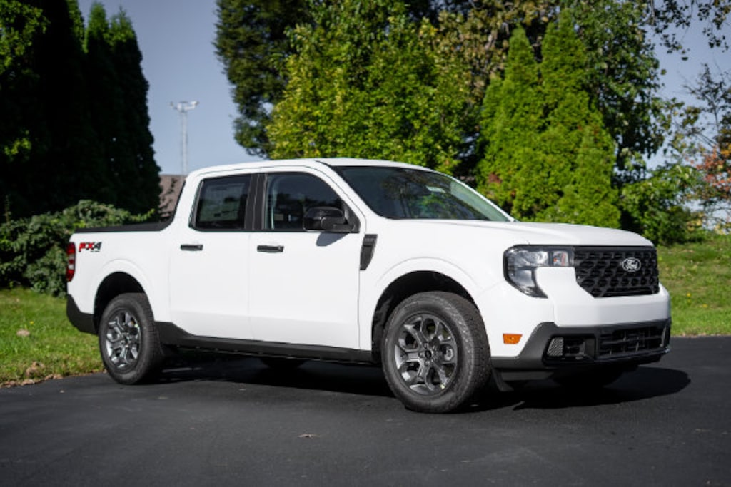 New 2026 Ford Maverick XLT Truck SuperCrew