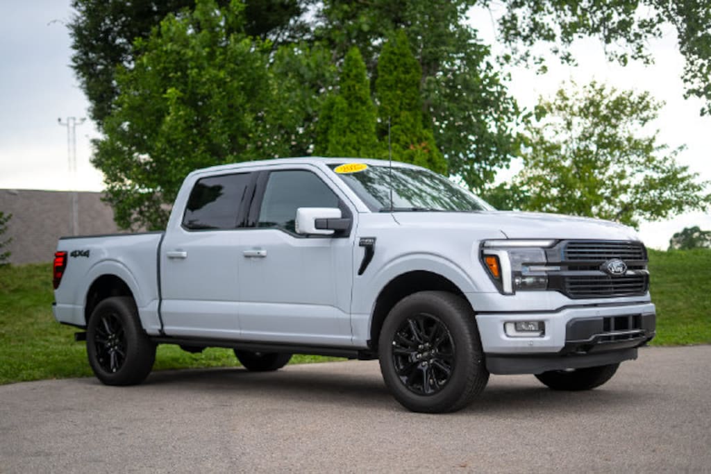 New 2025 Ford F-150 Platinum Truck SuperCrew Cab