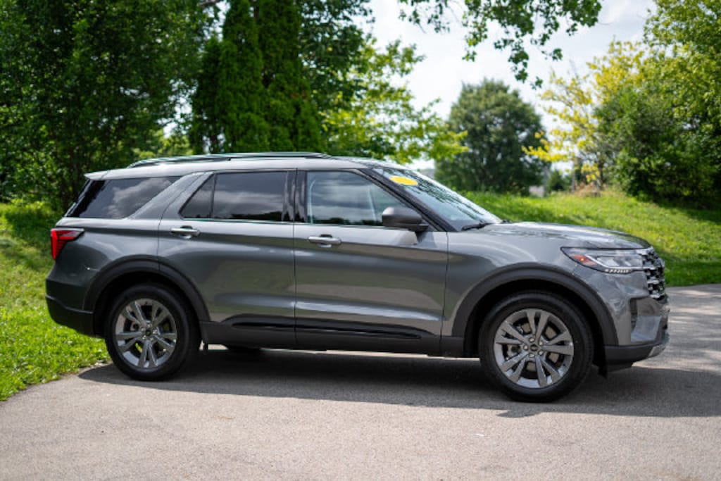 New 2026 Ford Explorer Active SUV